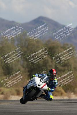 media/Oct-13-2025-Moto Forza (Mon) [[a66d839500]]/2-A Group/Session 4 Turn 7/